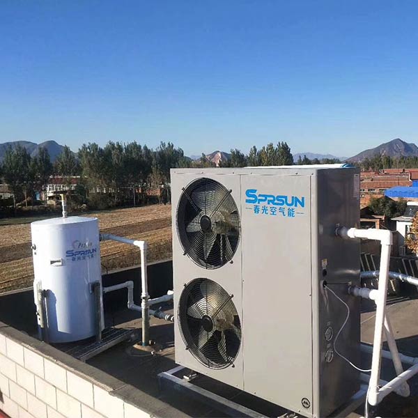 SPRSUN Pompă de căldură cu sursă de aer instalată în mediul rural